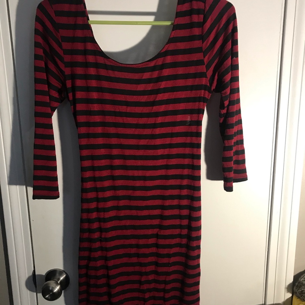 dress. worn a few times with black leggings
